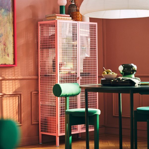 Вітрина, світло-рожева, 73x36x160 см IKEA PS 2026 / 806.169.52