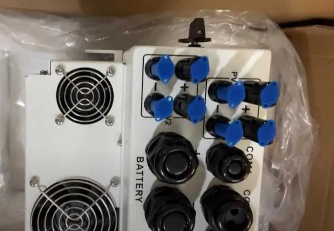 Гибридный инвертор DEYE 8 кВт, 1 фаза, WiFi / SUN-8K-SG05LP1-EU;